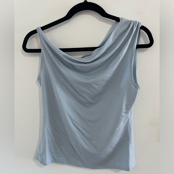 Reformation Hattie top light blue with gold detail size M - Picture 3 of 6